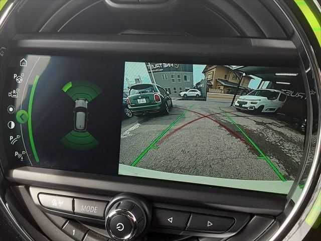 BMW MINI COOPER SD 2019 Image 31