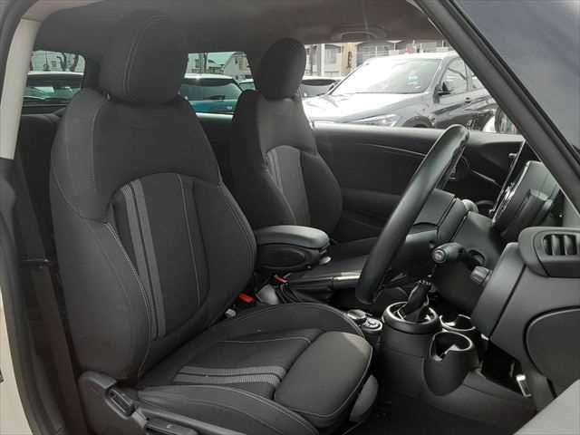 BMW MINI COOPER SD 2019 Image 31