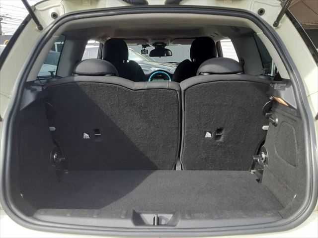 BMW MINI COOPER SD 2019 Image 31