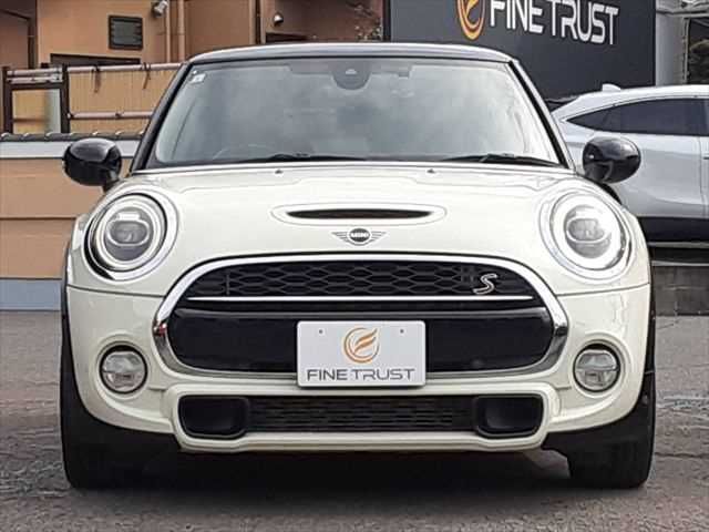 BMW MINI COOPER SD 2019 Image 31