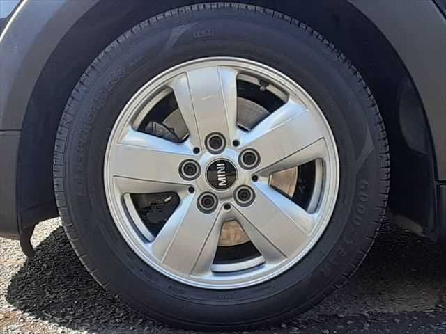 BMW MINI ONE 5DOOR 2017 Image 31