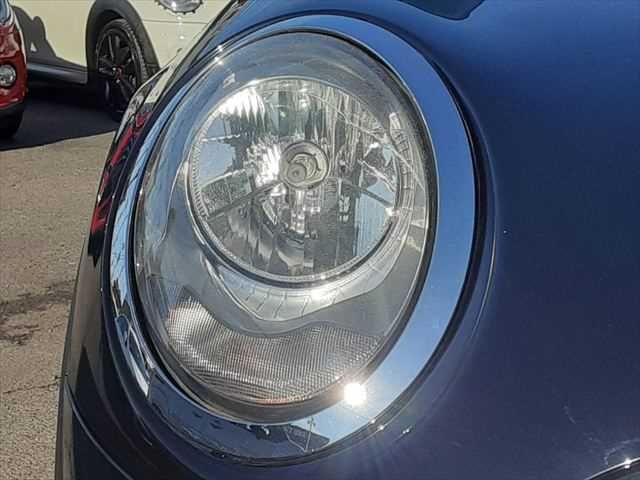 BMW MINI ONE 5DOOR 2017 Image 31