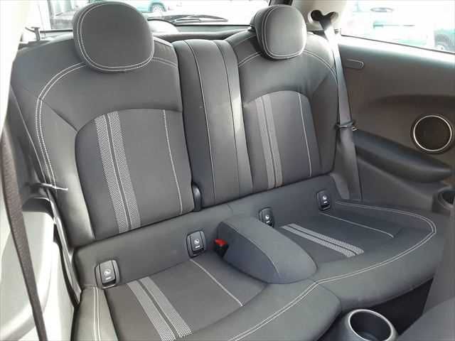 BMW MINI COOPER S 2015 Image 31