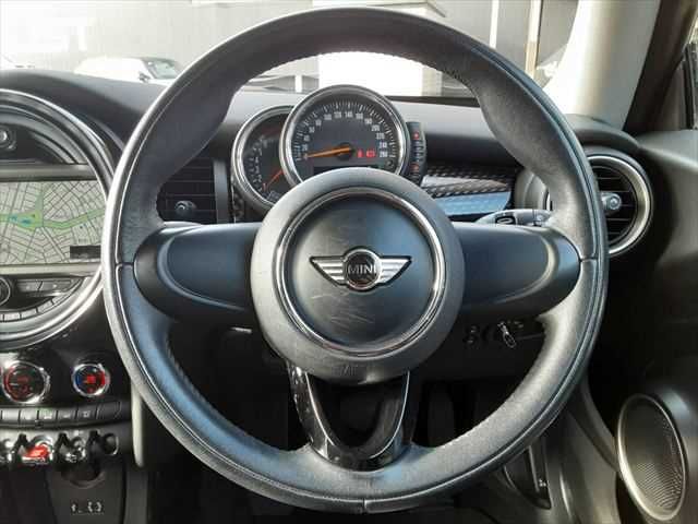 BMW MINI COOPER S 2015 Image 31