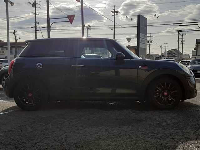 BMW MINI COOPER S 2015 Image 31