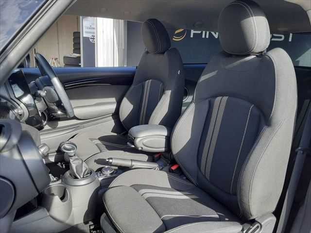 BMW MINI COOPER S 2015 Image 31