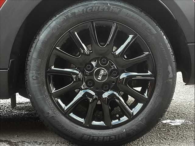 BMW MINI COOPER 5DOOR 2019 Image 31