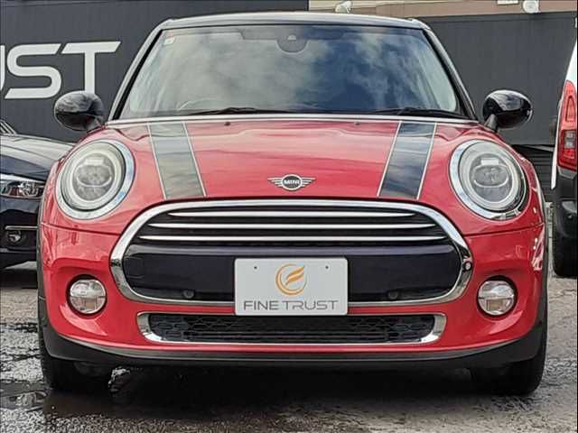 BMW MINI COOPER 5DOOR 2019 Image 31