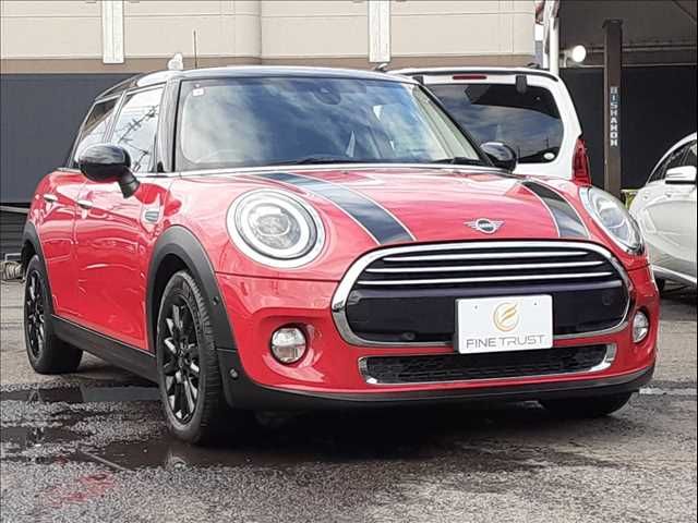 BMW MINI COOPER 5DOOR 2019 Image 31