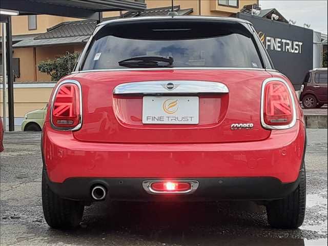 BMW MINI COOPER 5DOOR 2019 Image 31