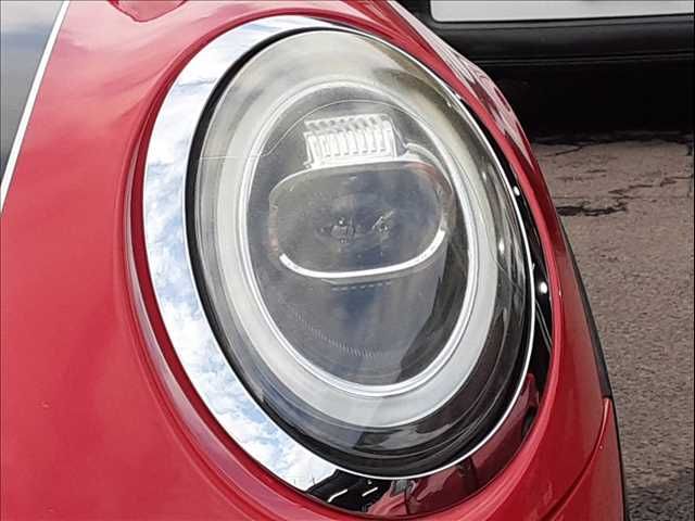 BMW MINI COOPER 5DOOR 2019 Image 31