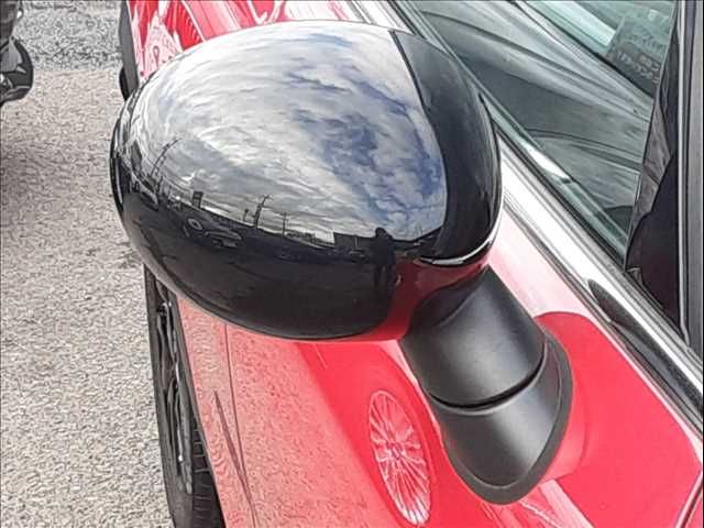 BMW MINI COOPER 5DOOR 2019 Image 31