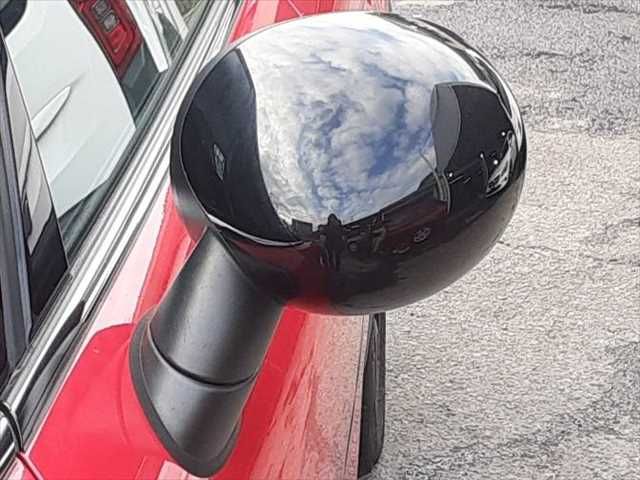 BMW MINI COOPER 5DOOR 2019 Image 31