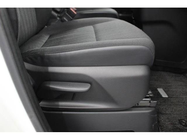 TOYOTA NOAH 2022 Image 31