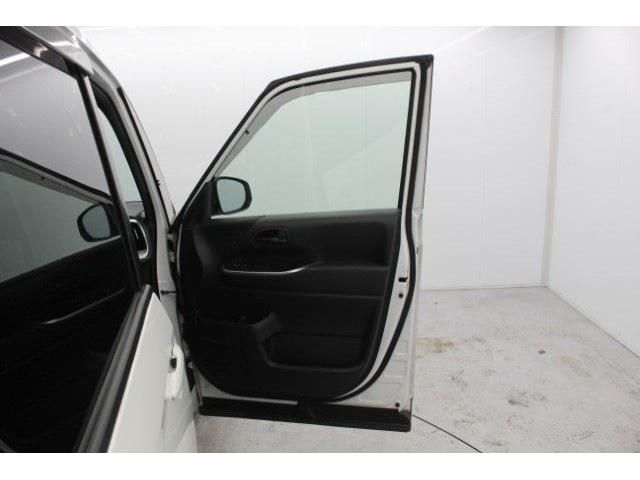 TOYOTA NOAH 2022 Image 31