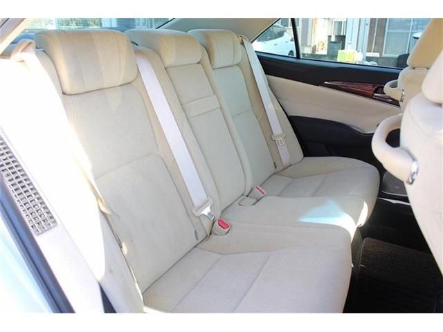 TOYOTA CROWN SEDAN HYBRID 2013 Image 31