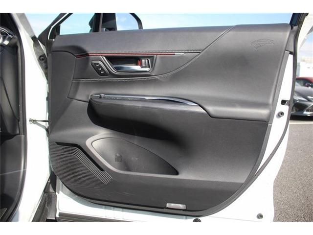 TOYOTA HARRIER PHEV 2023 Image 31