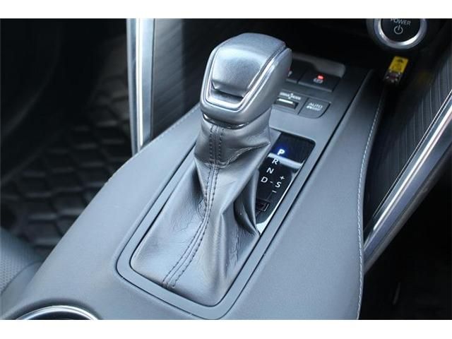 TOYOTA HARRIER PHEV 2023 Image 31