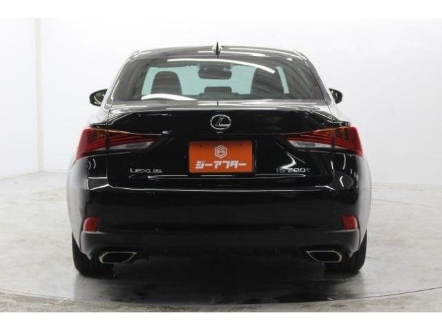 TOYOTA LEXUS IS200T 2017 Image 31