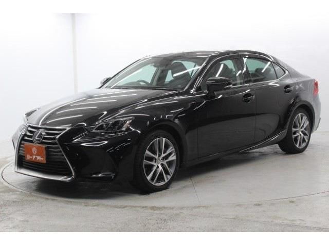 TOYOTA LEXUS IS200T 2017 Image 31