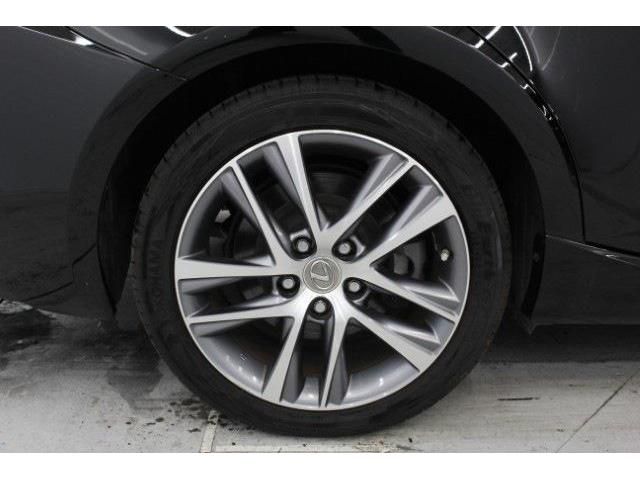 TOYOTA LEXUS IS200T 2017 Image 31