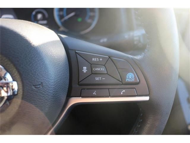 NISSAN LEAF 2018 Image 31