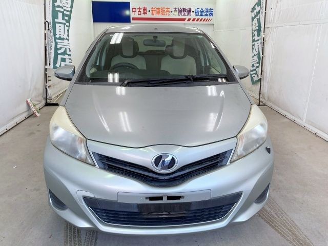 TOYOTA VITZ 2011 Image 31