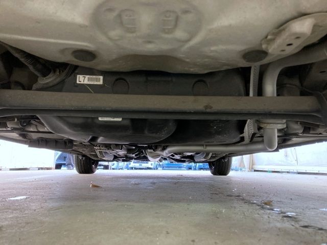 TOYOTA VITZ 2011 Image 31