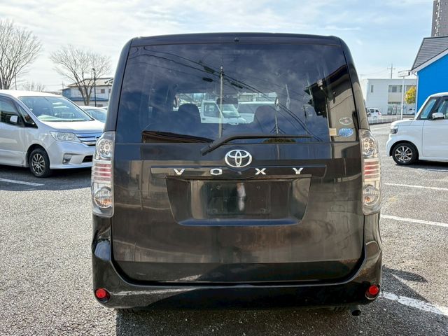 TOYOTA VOXY 2008 Image 31