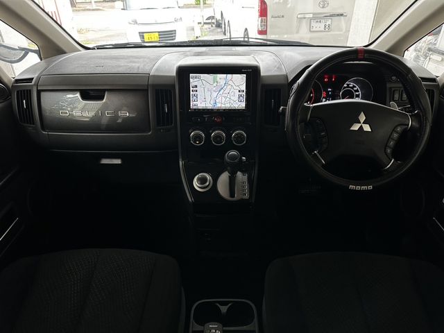 MITSUBISHI DELICA D:5 4WD 2013 Image 31