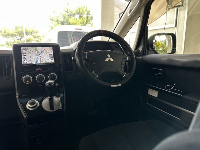 MITSUBISHI DELICA D:5 4WD 2013 Image 31