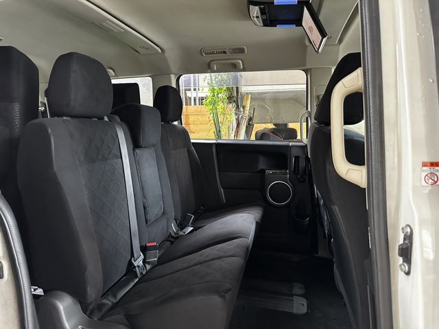 MITSUBISHI DELICA D:5 4WD 2013 Image 31