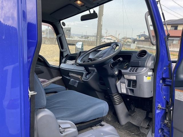 MITSUBISHI CANTER 2011 Image 31