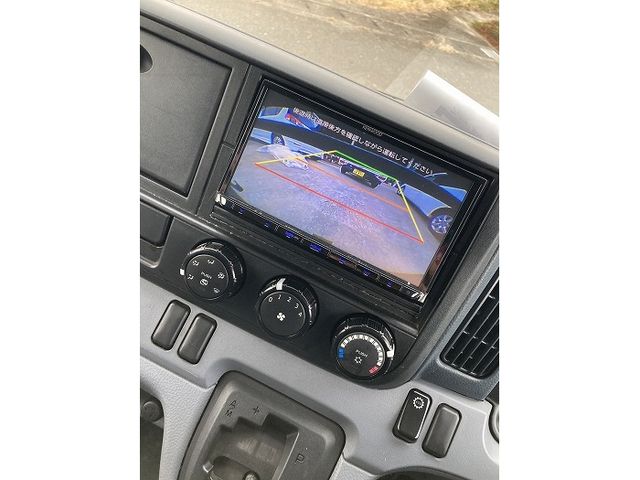 MITSUBISHI CANTER 2011 Image 31