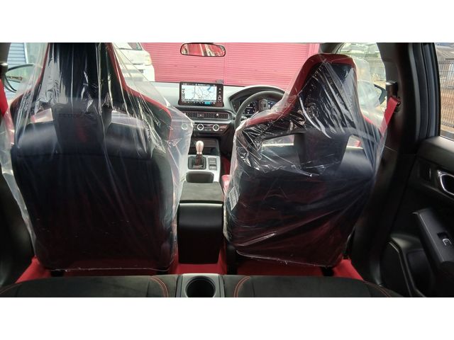 HONDA CIVIC HATCHBACK 2025 Image 31