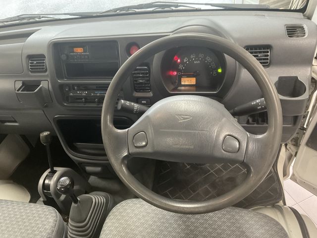 DAIHATSU HIJET TRUCK 4WD 2013 Image 31