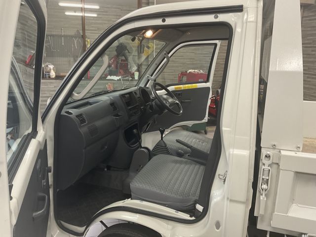 DAIHATSU HIJET TRUCK 4WD 2013 Image 31