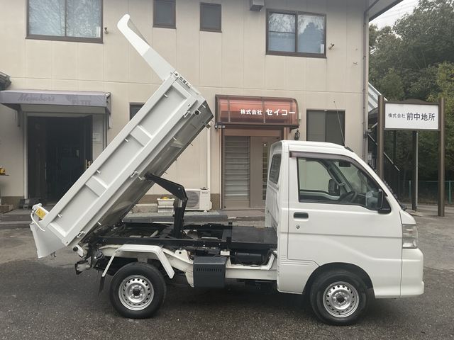 DAIHATSU HIJET TRUCK 4WD 2013 Image 31