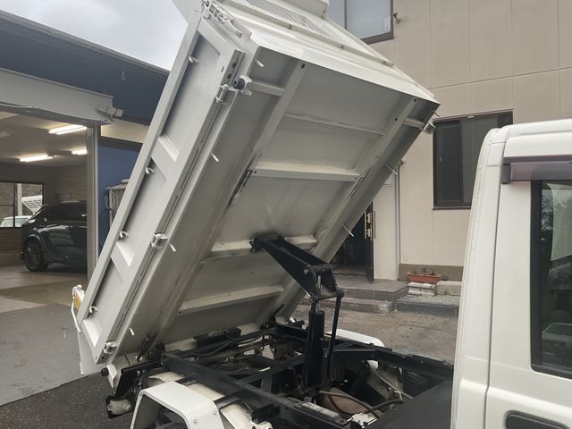 DAIHATSU HIJET TRUCK 4WD 2013 Image 31