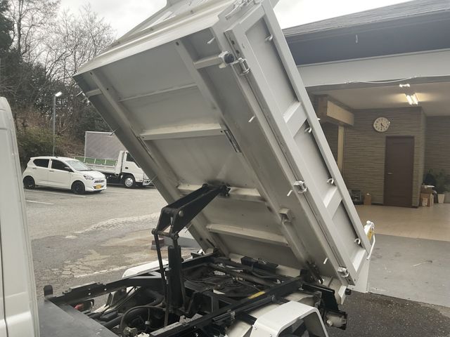 DAIHATSU HIJET TRUCK 4WD 2013 Image 31