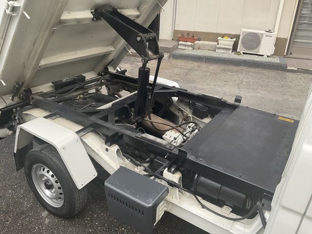 DAIHATSU HIJET TRUCK 4WD 2013 Image 31