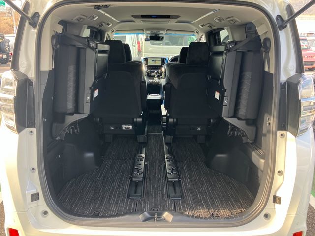 TOYOTA VELLFIRE 2018 Image 31