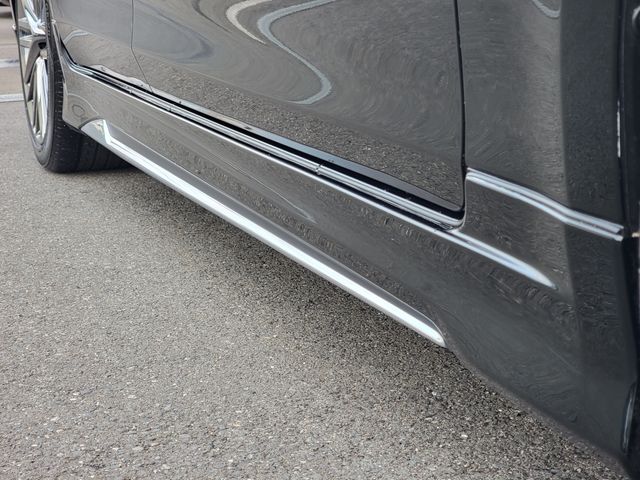 TOYOTA CROWN SEDAN HYBRID 2017 Image 31