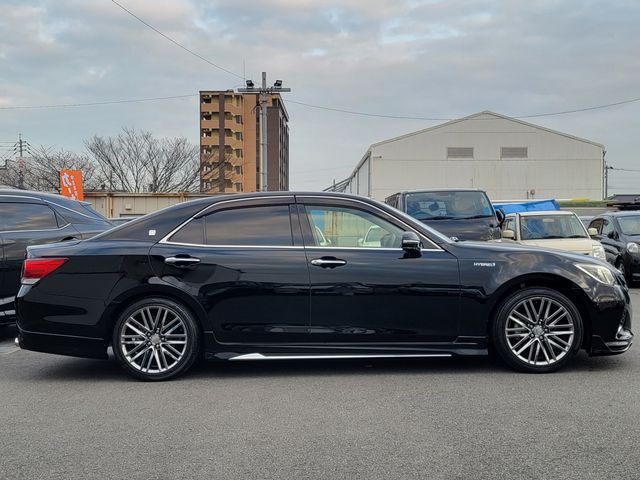 TOYOTA CROWN SEDAN HYBRID 2017 Image 31