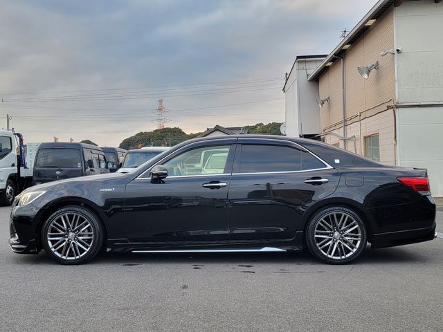 TOYOTA CROWN SEDAN HYBRID 2017 Image 31