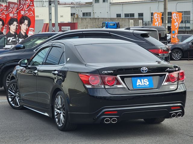 TOYOTA CROWN SEDAN HYBRID 2017 Image 31