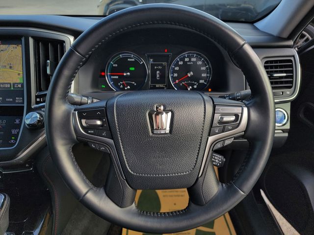 TOYOTA CROWN SEDAN HYBRID 2017 Image 31