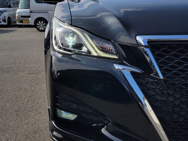 TOYOTA CROWN SEDAN HYBRID 2017 Image 31