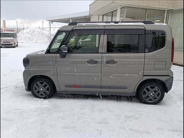 SUZUKI SPACIA 4WD 2025 Image 31