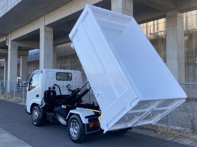 HINO DUTRO 2007 Image 31